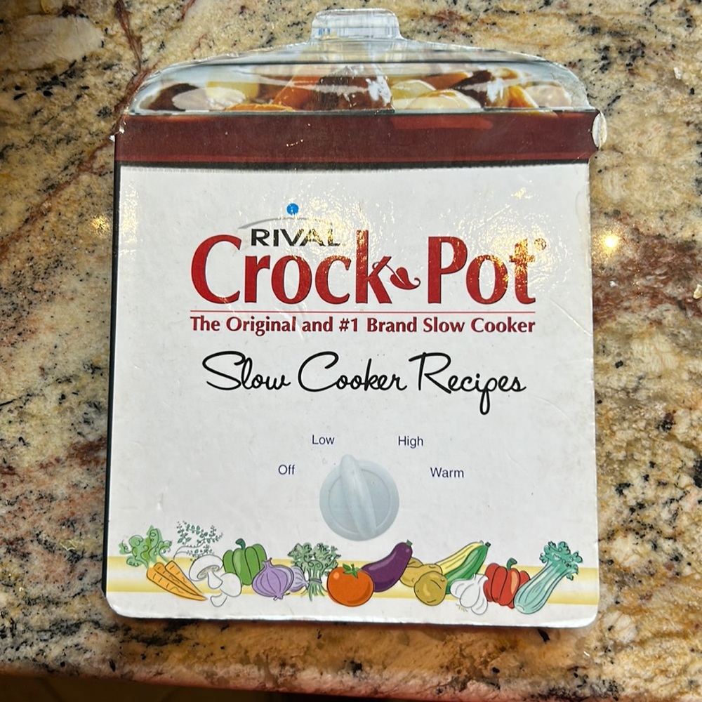 Rival Crock Pot Slow Cooker Recipes. Good Condition!